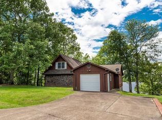 625 Shore Dr, Big Sandy, TN 38221
