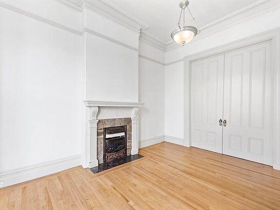 4th image of 1673 Turk St
