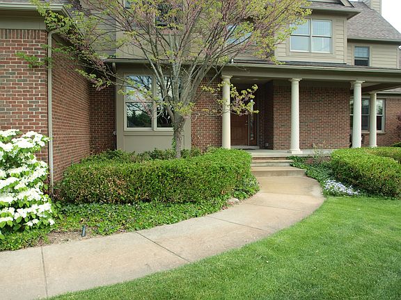 3rd image of 22290 Waterland Dr