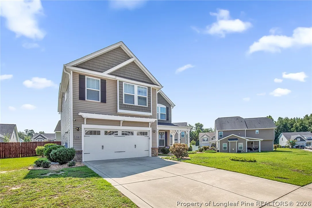 4 bed, 2.5 bath, 2237 sqft, $2,200 — Photo 2