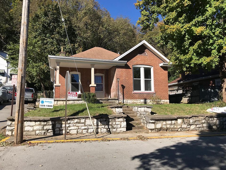1st image of 200 Montgomery Ave