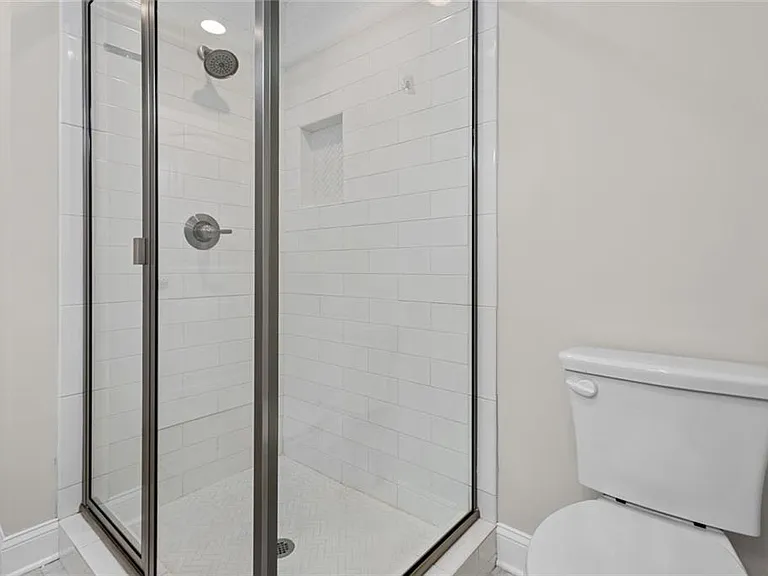 2952 Palm Dr — Photo 24