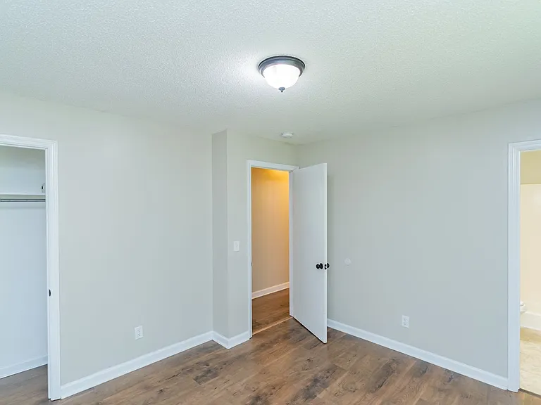37 Anderson Rd — Photo 22