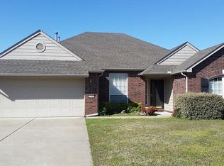 4908 E Commercial St, Broken Arrow, OK 74014