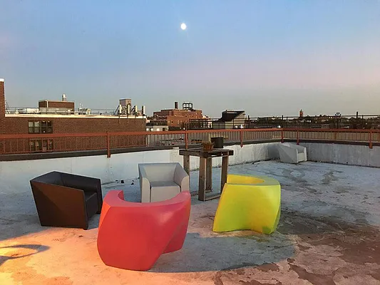 Rented by Manhattan Management LLC | media 36