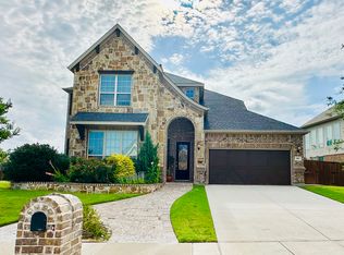 401 Plumeria Dr, Mansfield, TX 76063