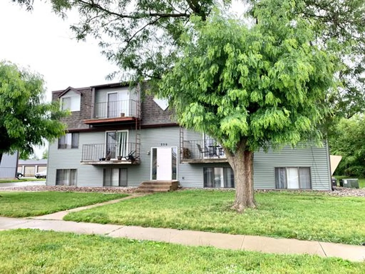 850 Bridgit Ln NE | Bridgit Lane Apartments — Photo 1