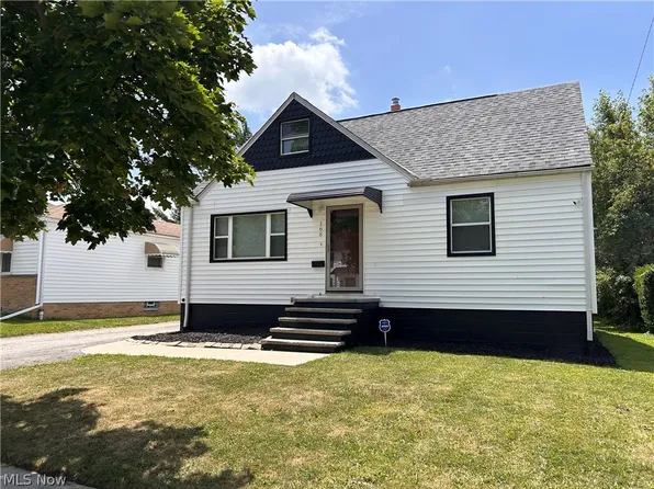 168 Henry St, Bedford, OH 44146