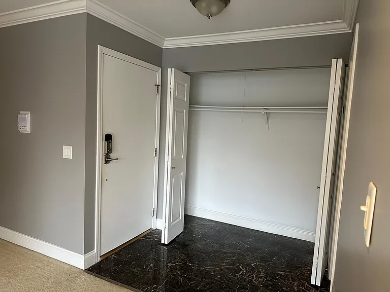 351 Newgate Ct #2A — Photo 3