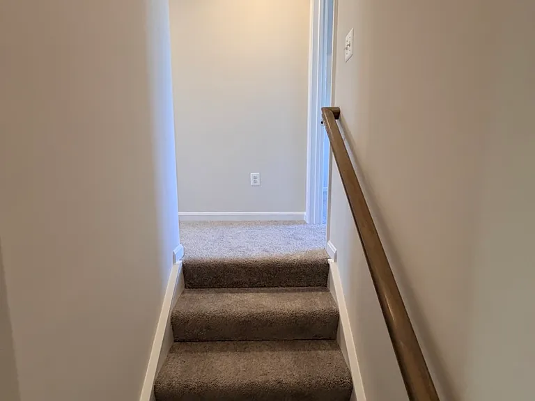 436 Seeback Dr — Photo 27