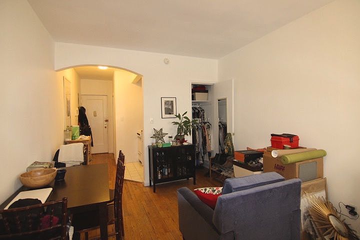 1st image of 312-320 W 23rd St #3H
