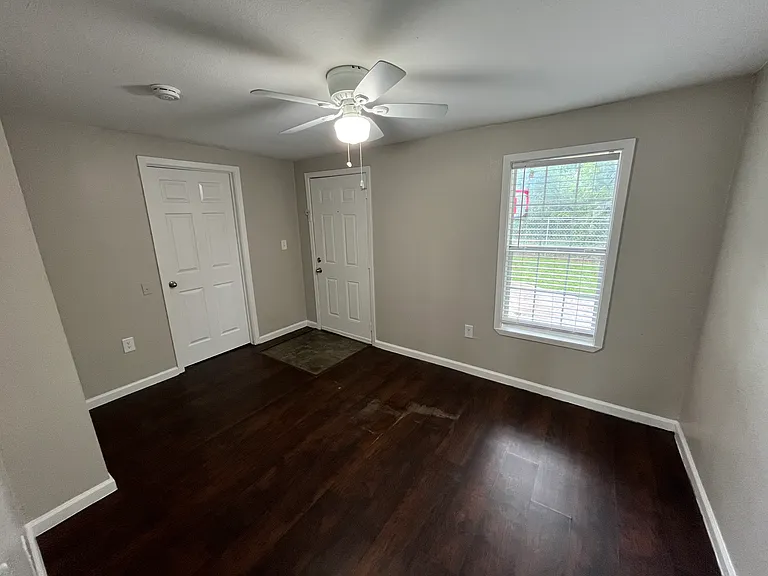 9558 Rylie Crest Dr — Photo 10