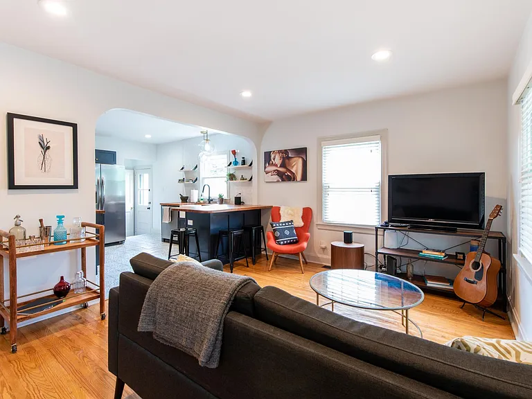 1229 Rammers Ave — Photo 4