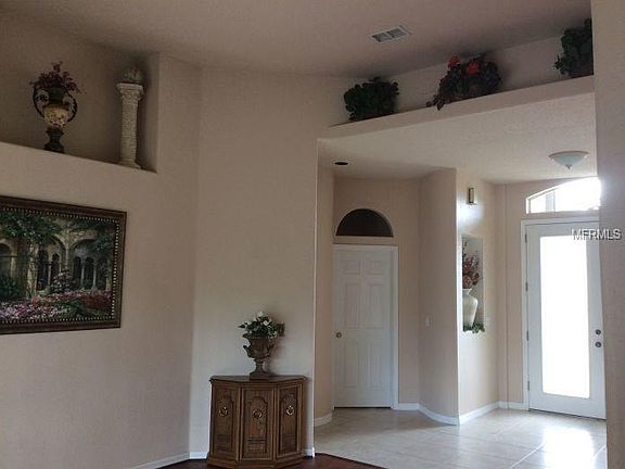 3rd image of 993 Kerwood Cir