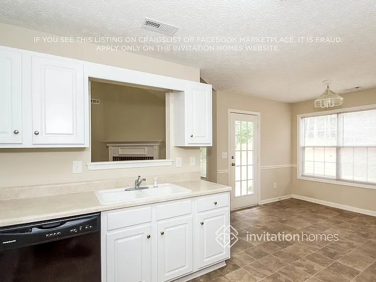 180 Eastfield Ct — Photo 9