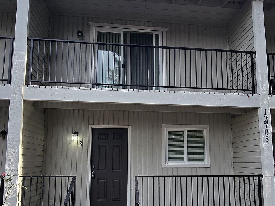 1st image of 12705 48th Ave NE APT 3