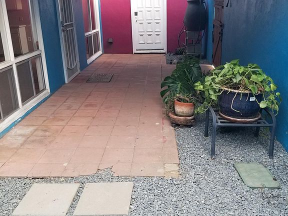 Front Entryway