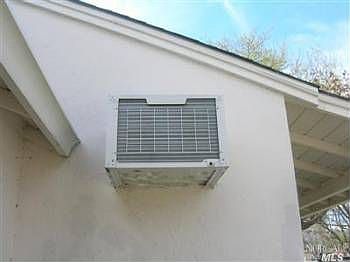 2nd image of 333 Deodara St