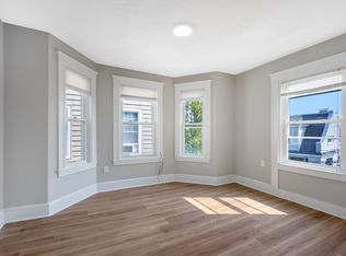 21 Magnus Ave APT 3, Somerville, MA 02143