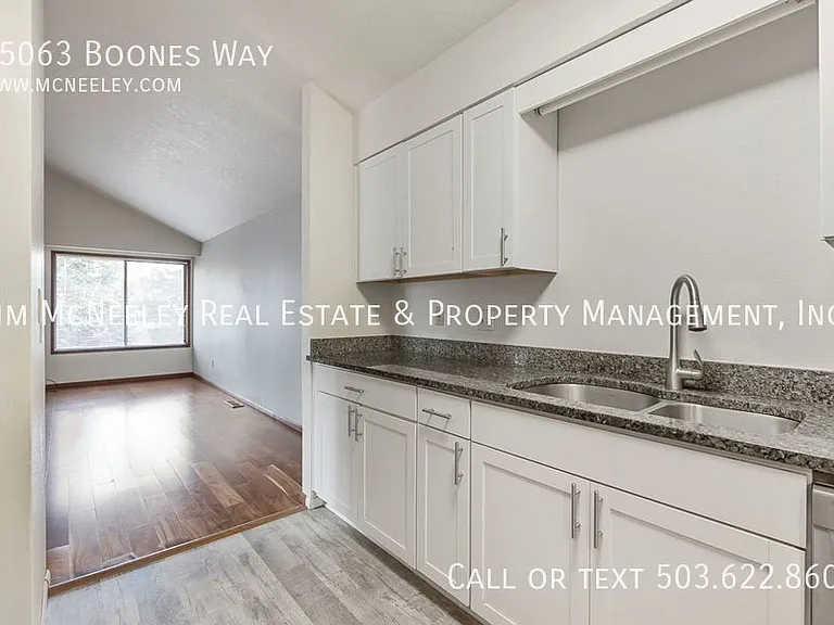 15063 Boones Way — Photo 8