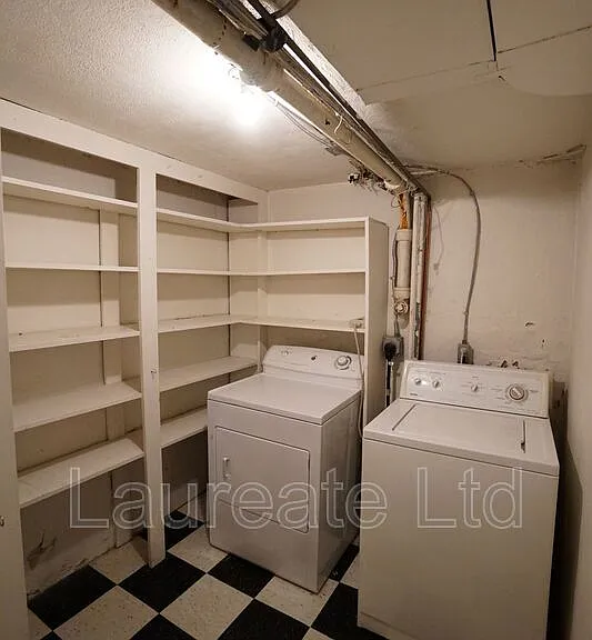 1301 Tennyson St — Photo 3