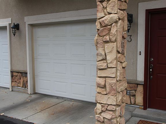 4th image of 1015 S Canyon Meadow Dr #3