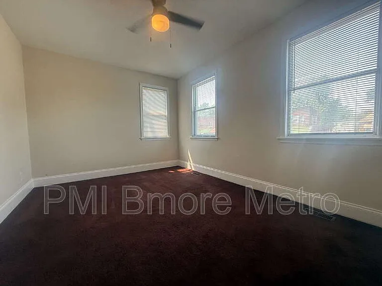 519 E Cold Spring Ln — Photo 10