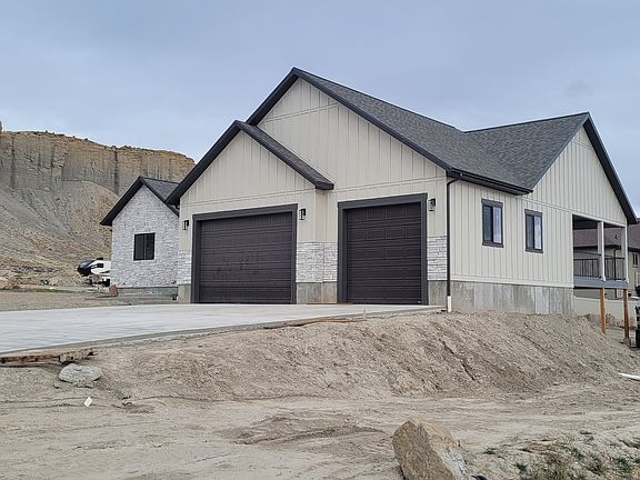 4th image of 1363 W Shelby Ln