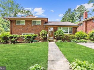 10200 Conover Dr, Silver Spring, MD 20902