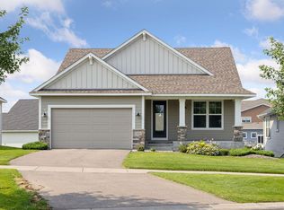 9109 Jade Cir N, Lake Elmo, MN 55042