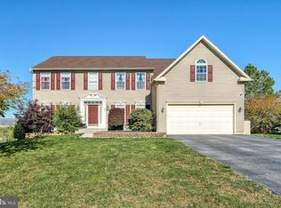 413 Wynwood Rd, York, PA 17402