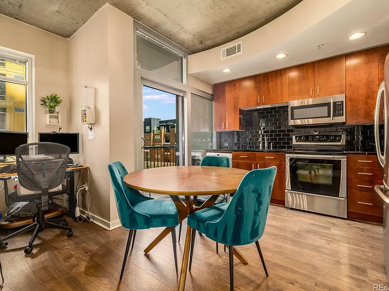 1700 Bassett St #402 — Photo 4