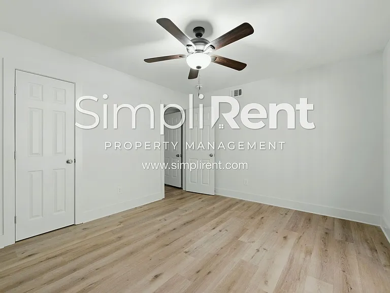 3685 Glen Falls Dr — Photo 16