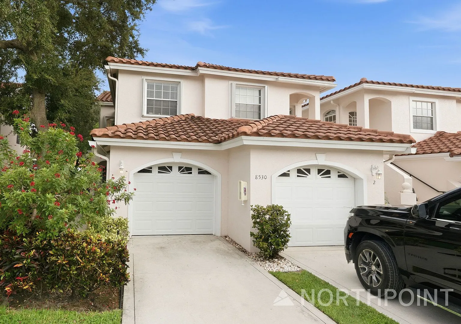 3-Bedroom, 2 Bath Condo for Rent in Boca Raton, FL | Modern Kitchen & Community Pool — Photo 2