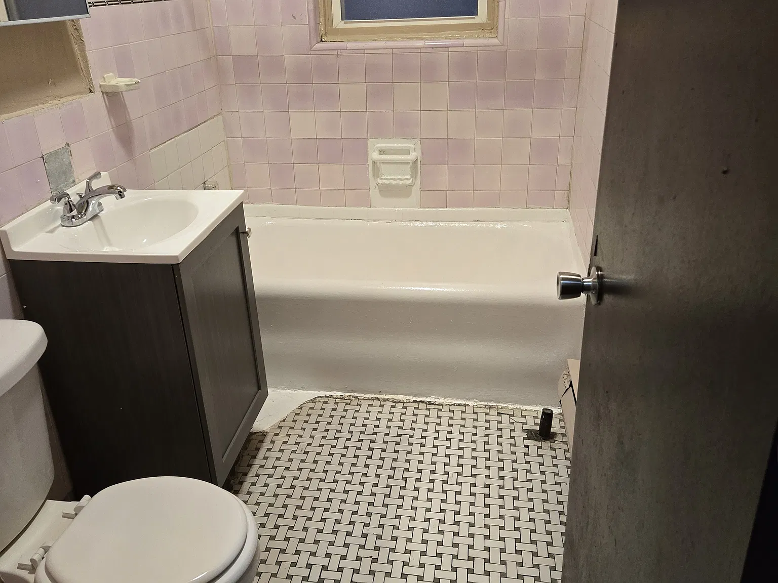 1 bed, 1200 sqft, $1,000 — Photo 4