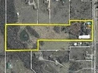 5942 NW 46th St, Topeka, KS 66618