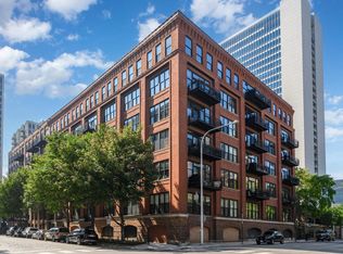 520 W Huron St APT 507, Chicago, IL 60654