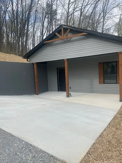 2 bed, 2.0 bath, 900 sqft, $1,600 — Photo 2