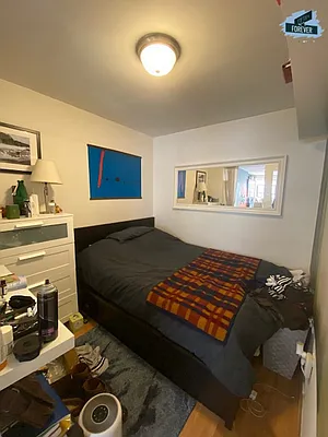 Rented by Fifth & Forever LLC | media 32