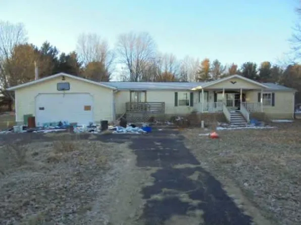 5243 State Route 303, Newton Falls, OH 44444