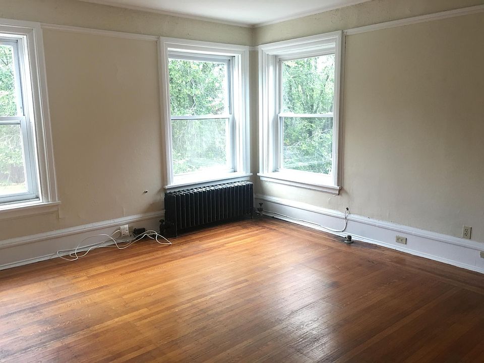 1st image of 53 Richmond Ave APT B1