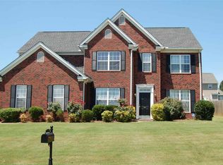824 Markham Cir, Moore, SC 29369