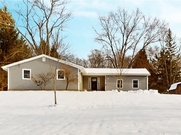 14137 Fairgate Blvd, Newbury, OH 44065