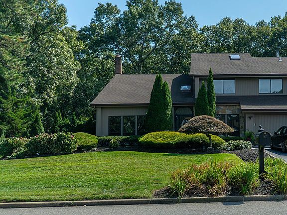 3rd image of 49 Fleetwood Rd