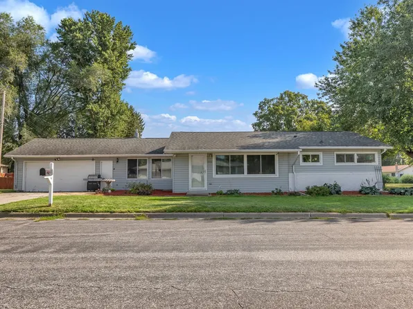 3102 E Fairchild St S, La Crosse, WI 54601
