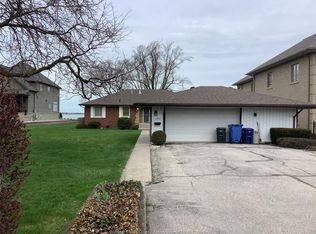 11506 Riverside Dr E, Windsor, ON N8P1A4