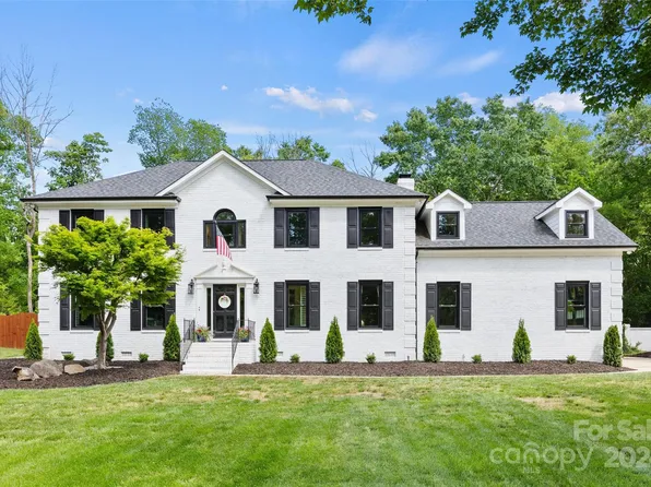 4001 Glen Eagles Ln SW, Concord, NC 28027