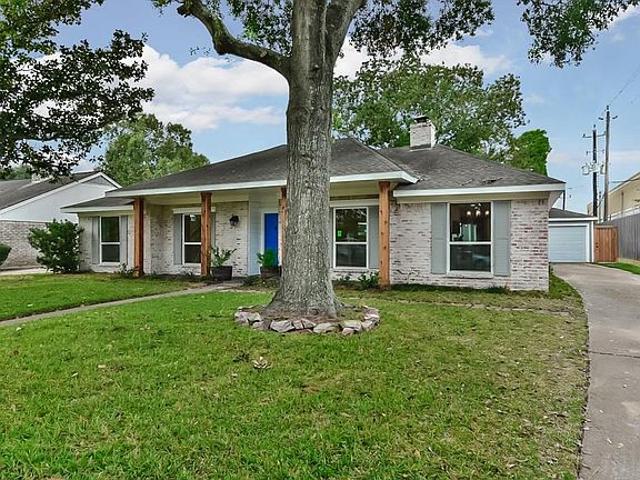 2nd image of 2639 Palo Pinto Dr