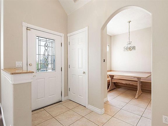 5th image of 4315 Desert Plateau Dr