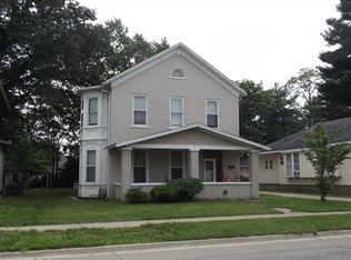 402 S 5th St, Effingham, IL 62401